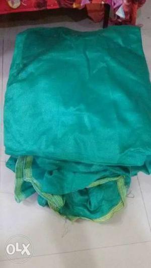 5 meter new green cloth good condition