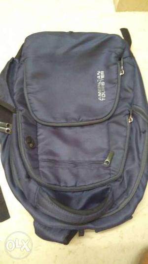American tourister big size casual laptop backpack