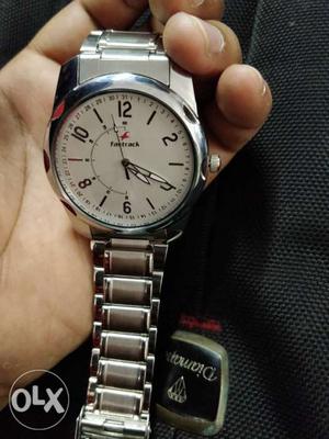 Fastrack original watch.10 days old fixed price