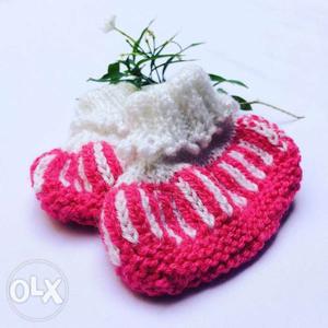 Hand knitted booties for 1- 2 years old baby