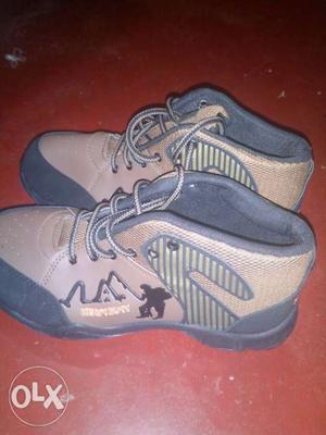 Men's new shoes Size 9