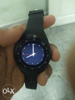 Smart watch in working condition with box