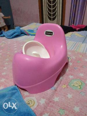 White And Pink Potty Trainer