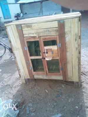 Brown Wooden pegions loft very low price