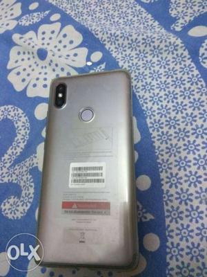 Mi y2, good condition, little scratch on