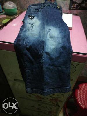 New 3 quater jeans for boys.
