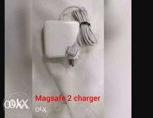 Oringinal Macbook charger