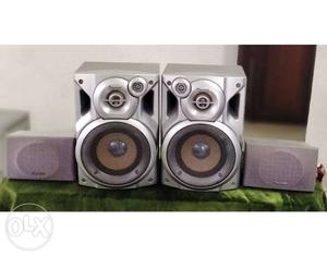 Pioneer speakers, good working condition