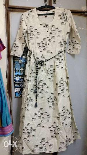 Printed kurta 100% cotton and not used at all.