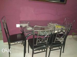 3 years old 4 seater dinning table.