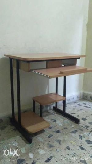 3 years old table in good condition