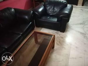 Awesome sofa set of 3+1+1 in excellent condition