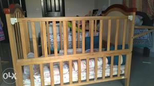 Baby cot with 2 height adjustment and diaper