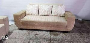 Brand new 3+2 heavy sofa rich look wd 5 yrs guarantee