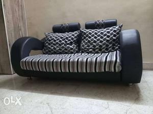 Brand new couple sofa...5 months old...need to