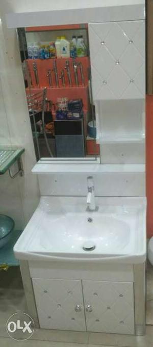 Brand new vanity wash basin cabinet full set