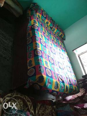 Good bed condition single bed 4/6