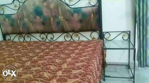 King size black and golden designer bed of metal...