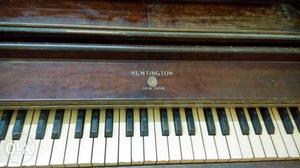 Antique American piano for playing