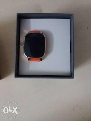 Asus Zen watch 2 smart watch orange leather strap
