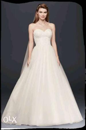 Beautiful imported wedding gown with accessories