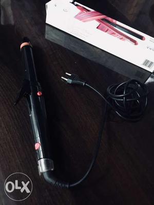 Black And Pink Hair Curler and Straightner