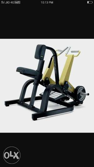 Black And Yellow Gym Equipment Screenshot