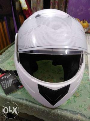 Brand New white Helmet for sale it's new helmet.