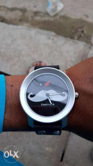 Fastrack mustache watch Very good quality