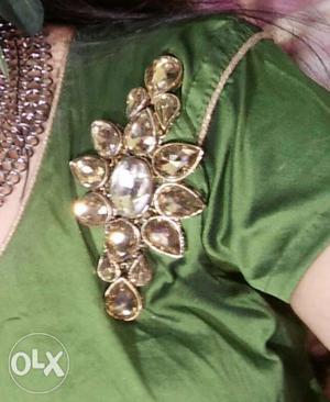 Green evening gown fariy look 1 time use.. urgent