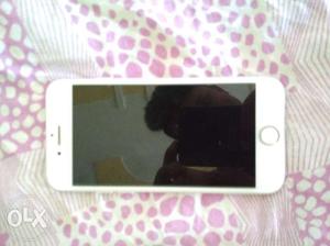 I Phone 7 32GB scretchless Good Condition
