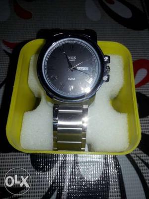 I want to sell my only 2 days old HMT watch with