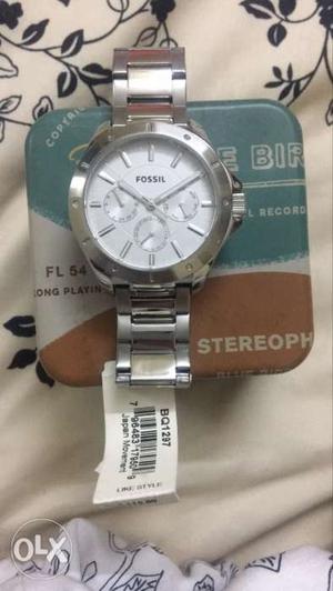 Original Fossil watch with a tag. sealed, not