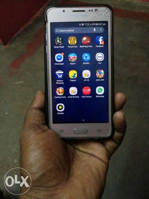Samsung j working condition dual sim and 4g