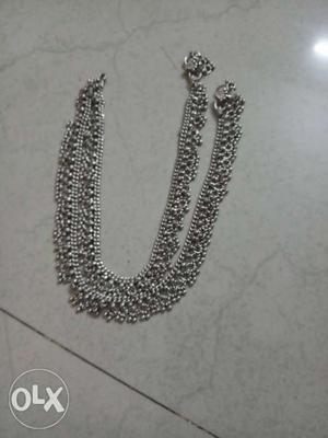Very lesss used laddo chandi chain.. 10 tole