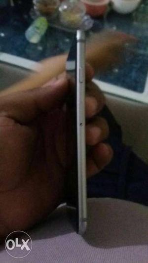 1.5 years old iPhone 6 in very good Condition.