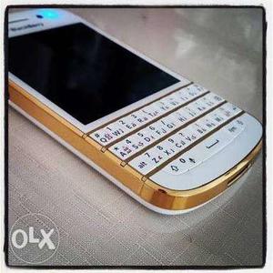 BlackBerry Q10 Limited Gold Edition GOLD Edition