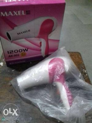 Brand new hair dryer with guarantee of 1 year