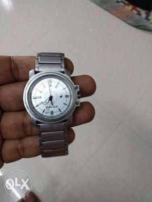 Fast track working condition watch with new