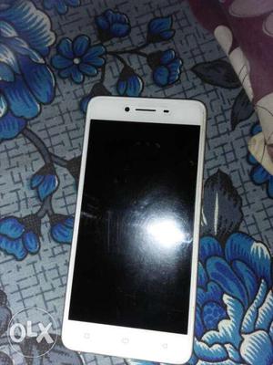 Fully New condition this phone 1years Old +box