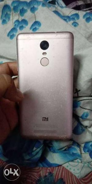 Good working condition only screen is broken Mi