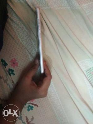 Hii this is vivo v3 max i used for 1 year no scratches.all
