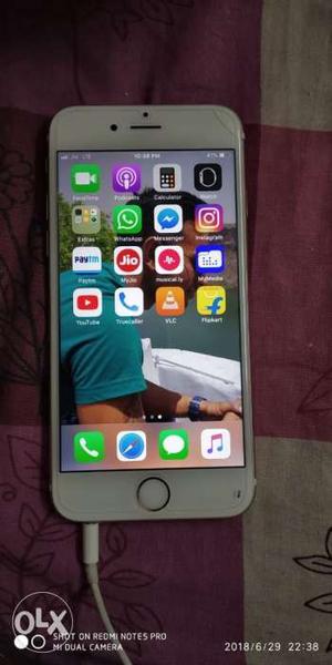 IPhone 6s Only 7 month old with all accessories and bill