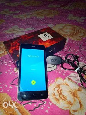 LYf flame 1 with charger and bill box. Fully