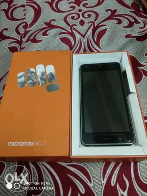 Micromax Q424 new mobile with box