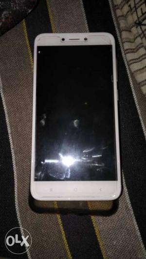 New Phone 3gb Ram 32gb Rom 6months old with bill