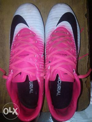 Nike mercurial vapour 11 size UK-6. Msg me for more details