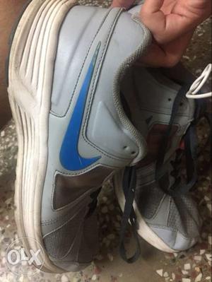 Nike revolve original shoes very less used size 9