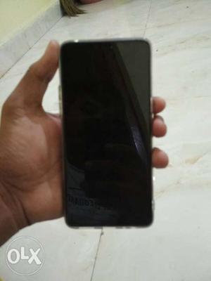 Oppo f7 only 20 days old No any problems 4 ram 64