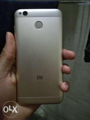 Redmi 4 Gold 2gb ram and 16gb rom 6 month old